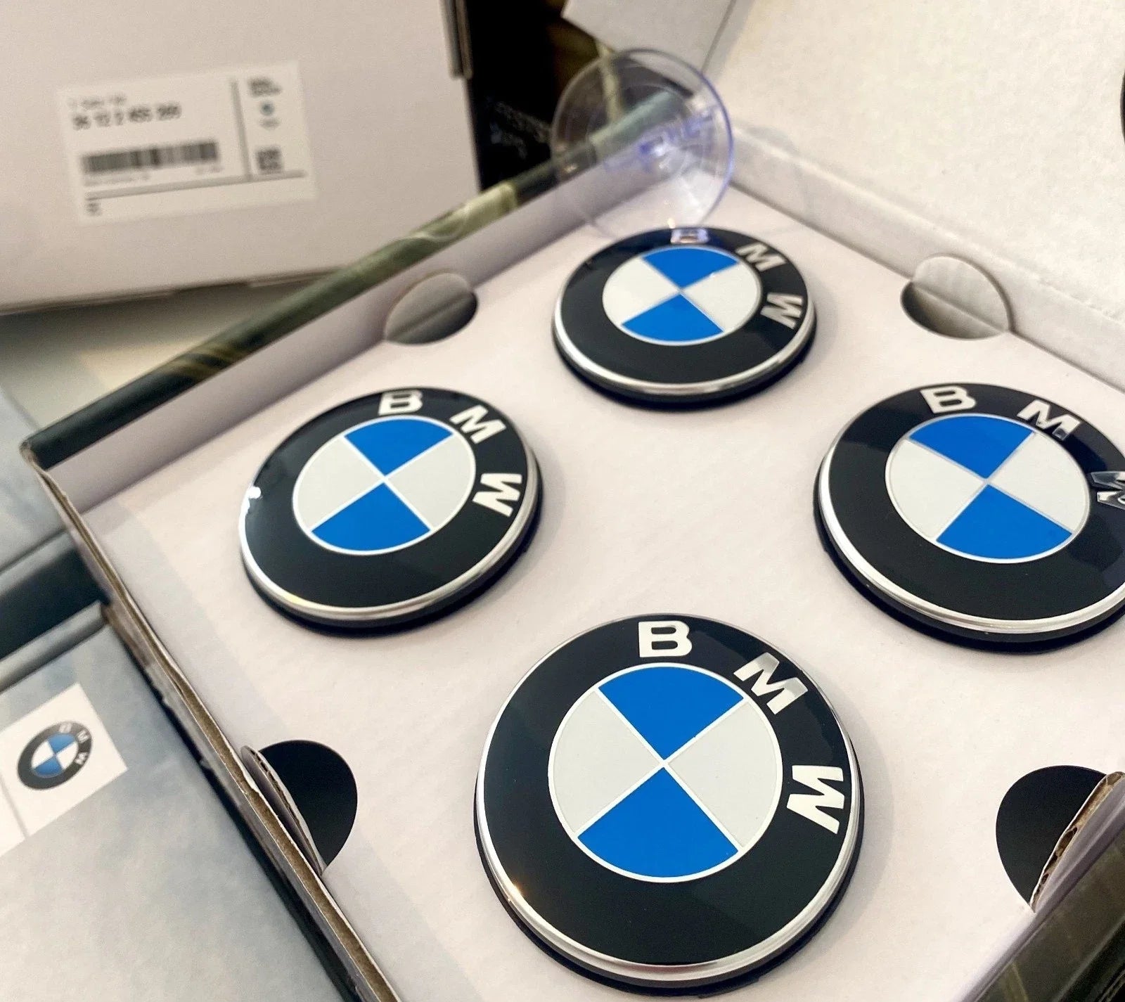 BMW 68mm Spinning Center Caps - Dynamic Floating Alloy Wheel Badges (4 Pcs)