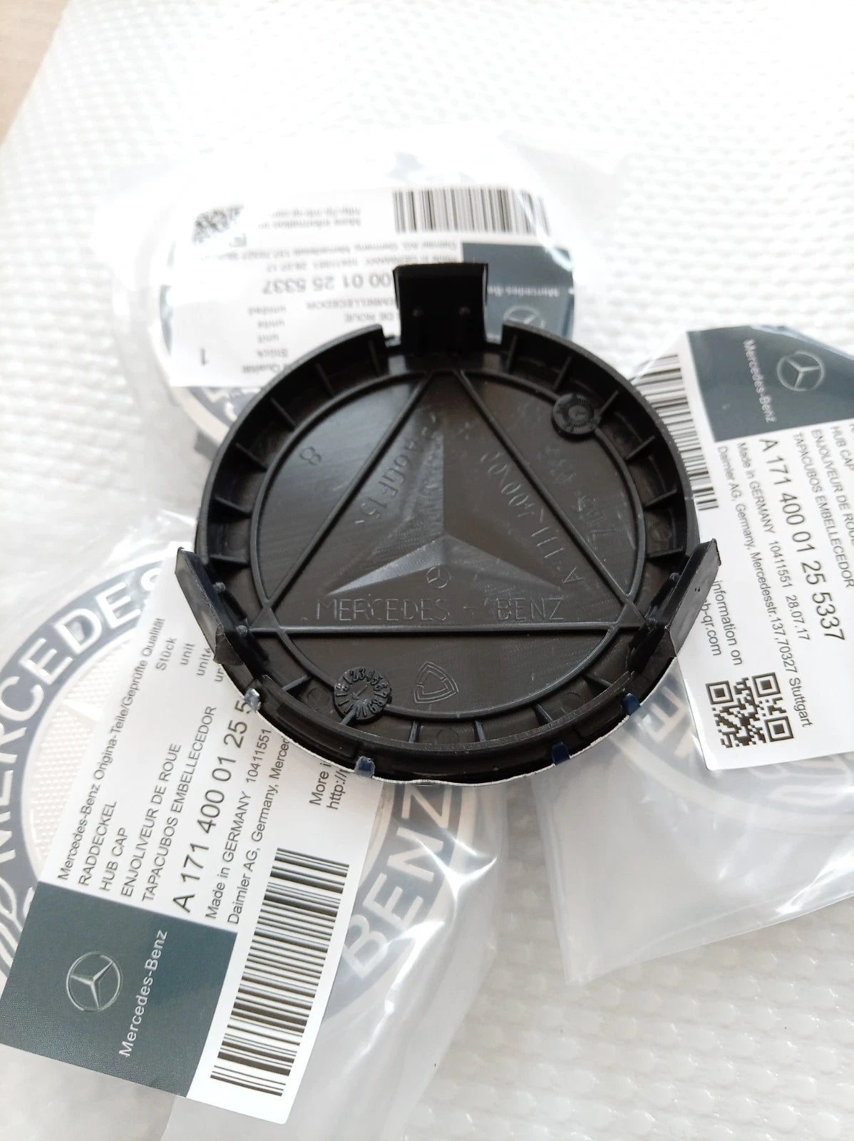 Mercedes 75mm Wheel Centre Caps - Traditional Blue Laurel Wreath Badges (4 Pcs)